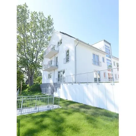 Mein-glowe Dg Right Feriehus